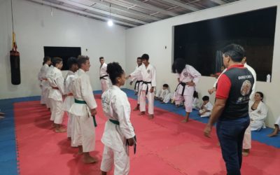 Girão Realiza Troca de Faixa no Projeto de Karate